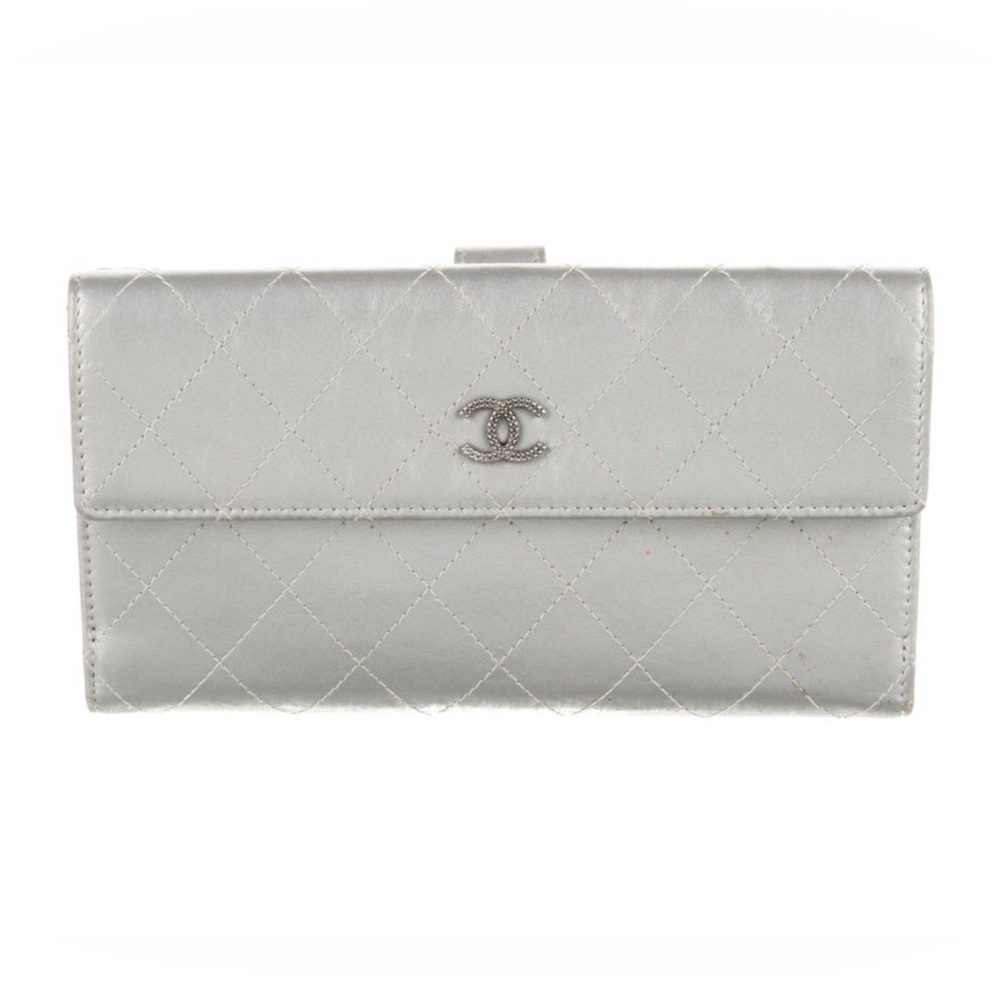 Chanel Silver‎ Quilted Wallet